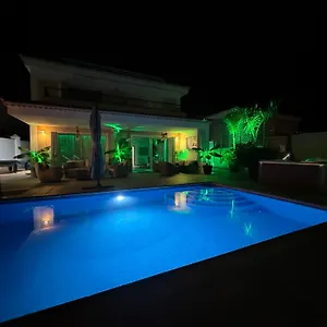 Puerto Santiago: Luxury 5-bedroom With Pool And Disabled Access Puerto de Santiago (Tenerife)