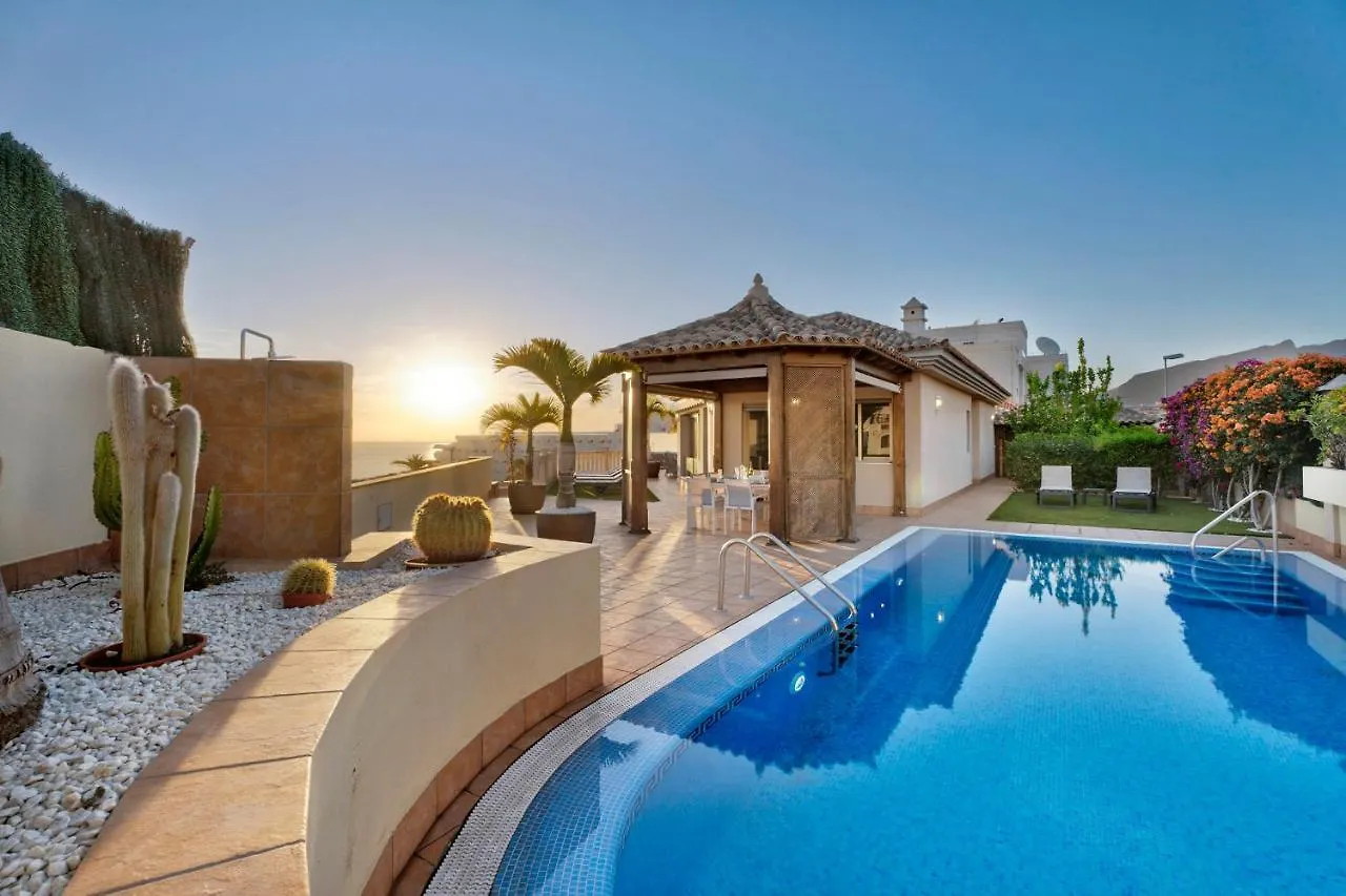 Villa Lujo The Happy Holidays House En Teneriffe Puerto de Santiago  Spain
