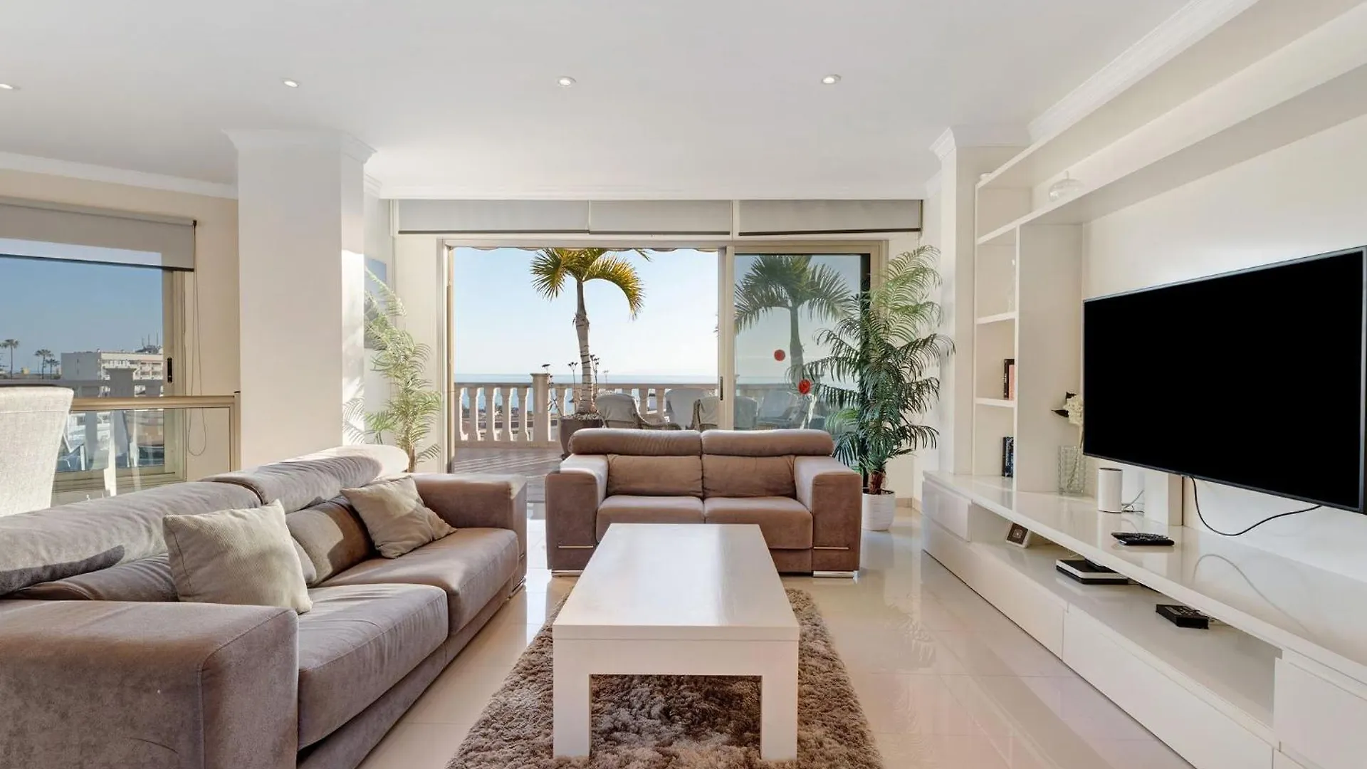 Villa Lujo The Happy Holidays House En Teneriffe Puerto de Santiago  Spain